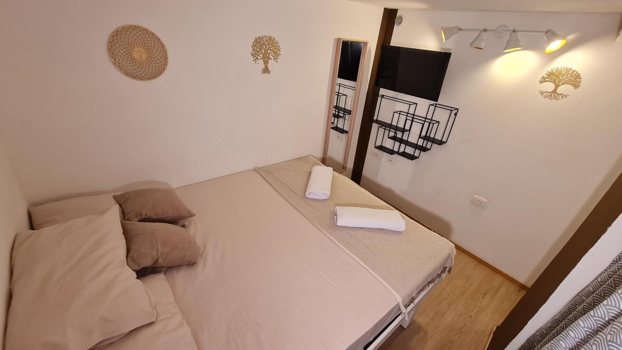 Plutus Apartments And Rooms With Free Parking Koper Eksteriør bilde